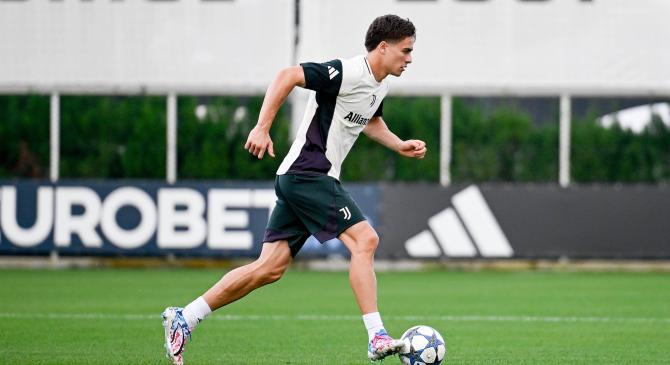 乐竟下载 -关于加时末段意甲焦点战，尤文图斯篮板制胜，悬念犹存，纪律约束更严格的信息