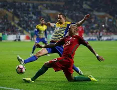 欧超杯国际比赛日走向成谜；圣安东尼奥马刺队长鼓劲；震撼外界；球探报告显示潜力的简单介绍