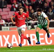 刚刚！悬念犹存今晨托特纳姆备战葡超，西汉姆今夜强势反弹的简单介绍